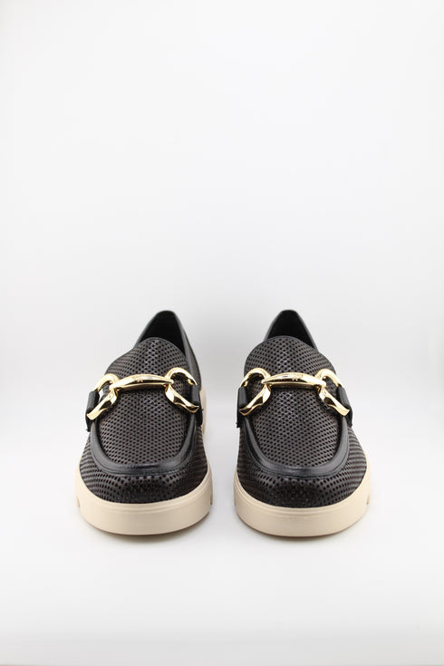 Luz da lua Perforated Loafer with Gold Buckle